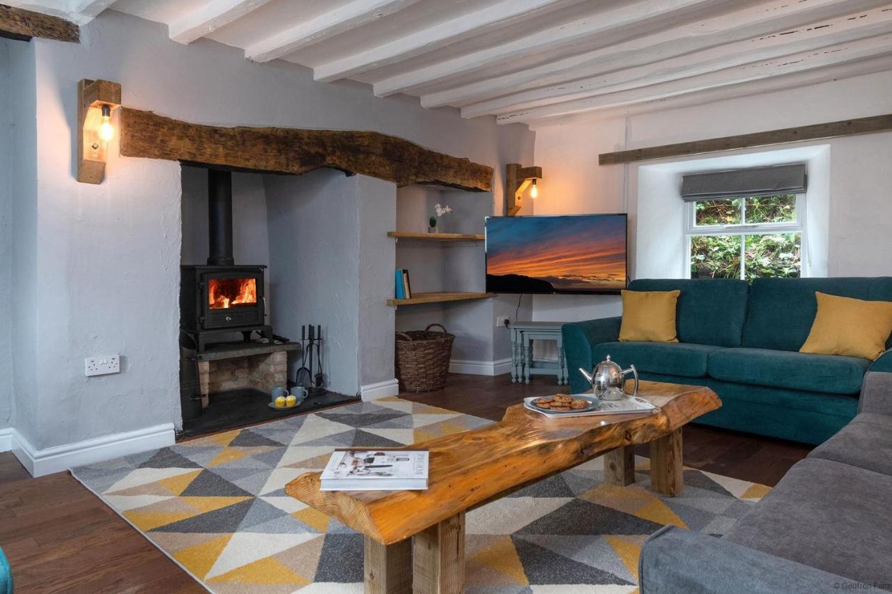Farmhouse & Cottage At Geufron Farm - Dog Friendly Bryn-crug Dış mekan fotoğraf